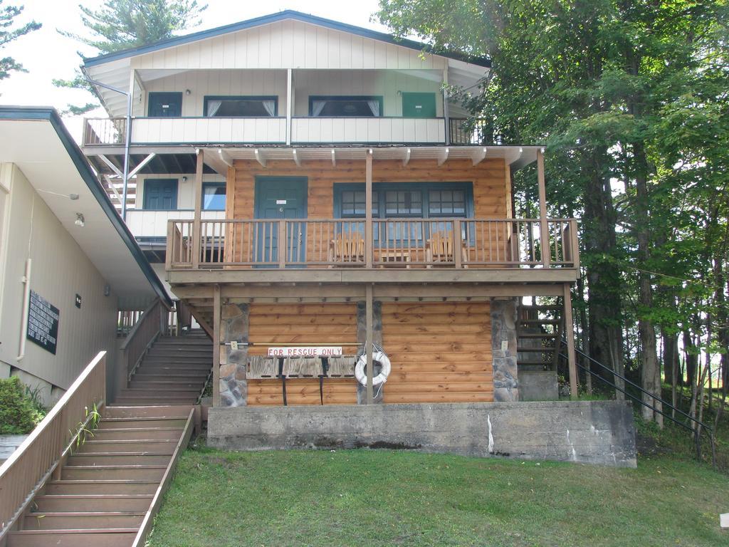 Pine Knoll Hotel Lakeside Lodge & Cabin Old Forge Eksteriør billede