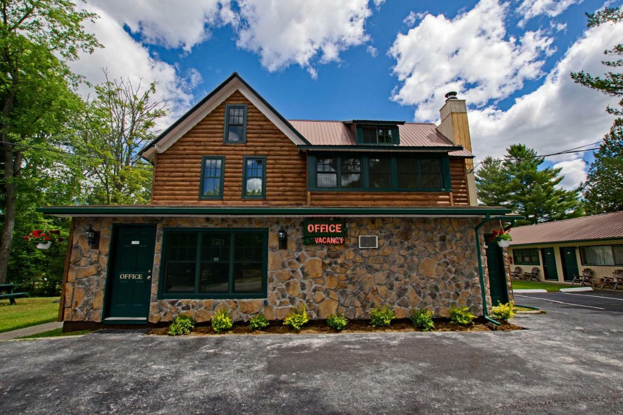 Pine Knoll Hotel Lakeside Lodge & Cabin Old Forge Eksteriør billede