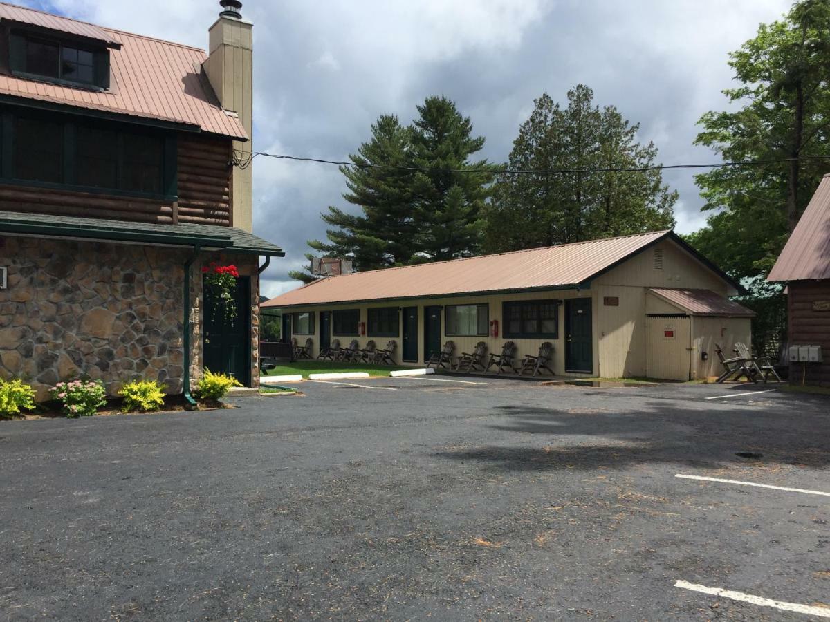 Pine Knoll Hotel Lakeside Lodge & Cabin Old Forge Eksteriør billede