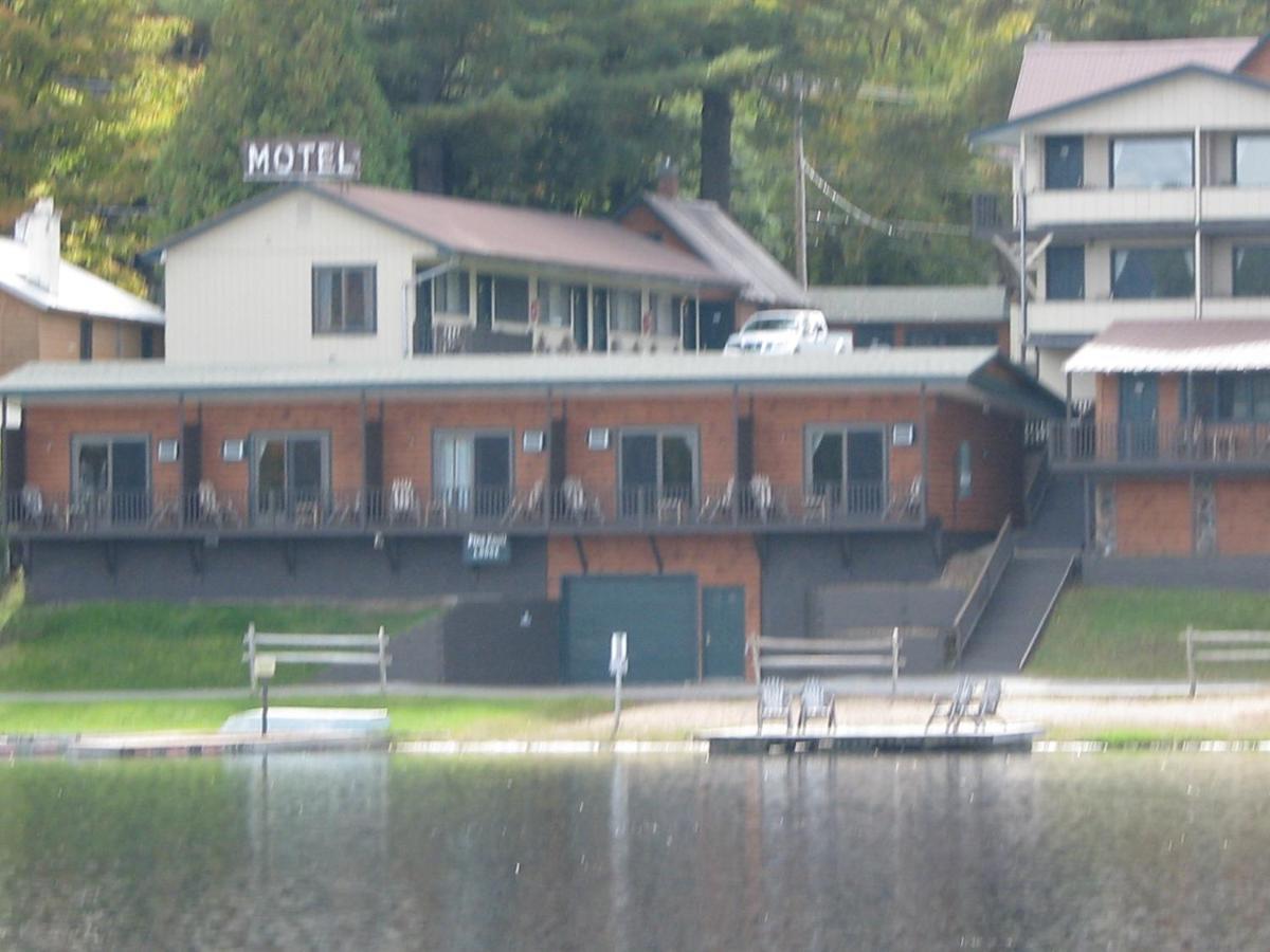 Pine Knoll Hotel Lakeside Lodge & Cabin Old Forge Eksteriør billede